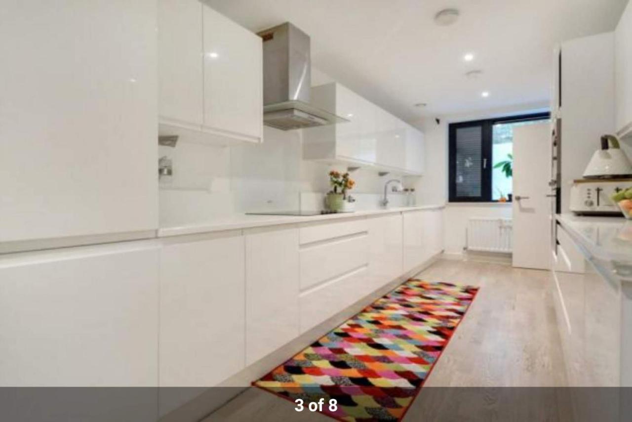 Cape House London: Spacious 4-Bedroom Retreat with Garden Exterior photo
